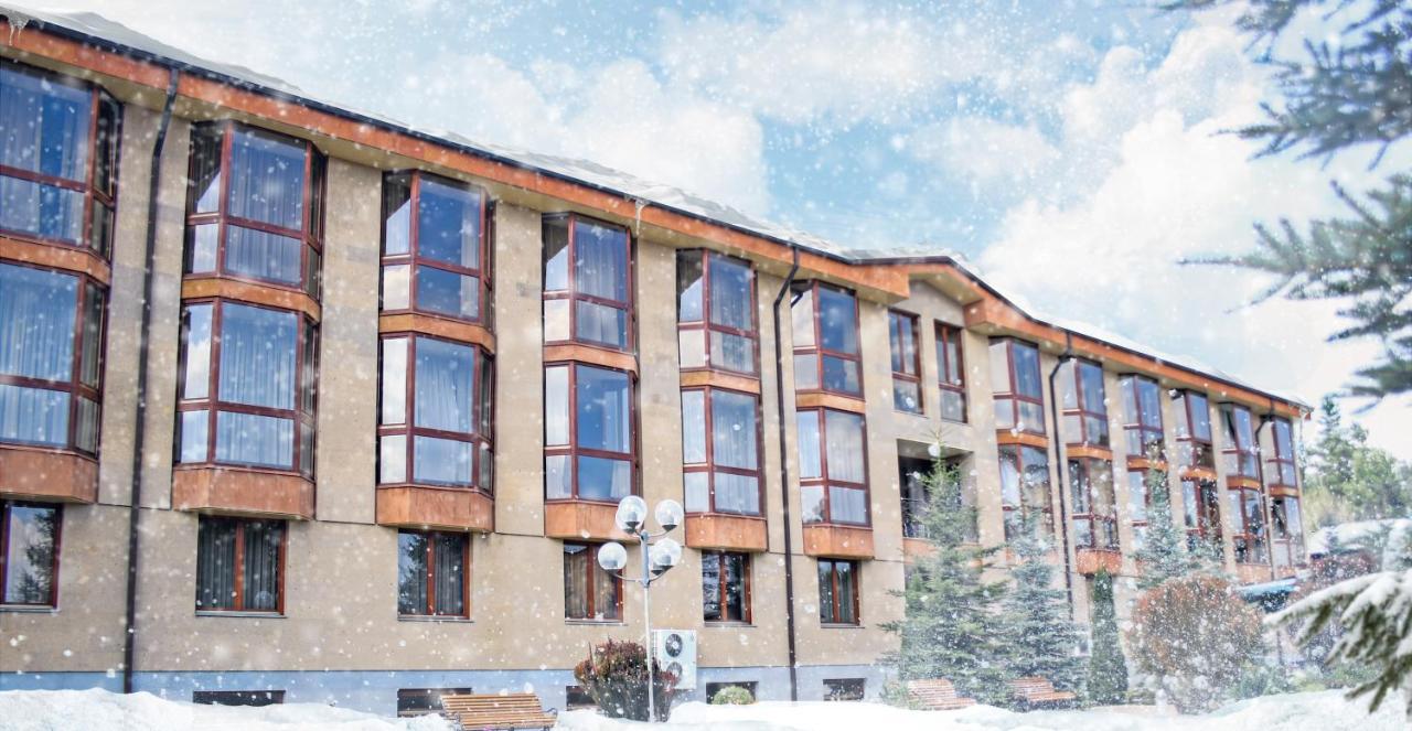 Hotel Russia Tsaghkadzor Exterior photo