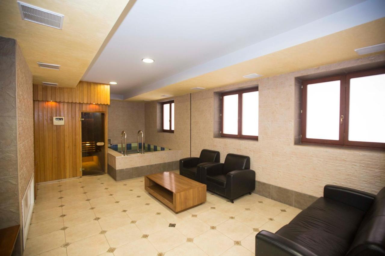 Hotel Russia Tsaghkadzor Exterior photo